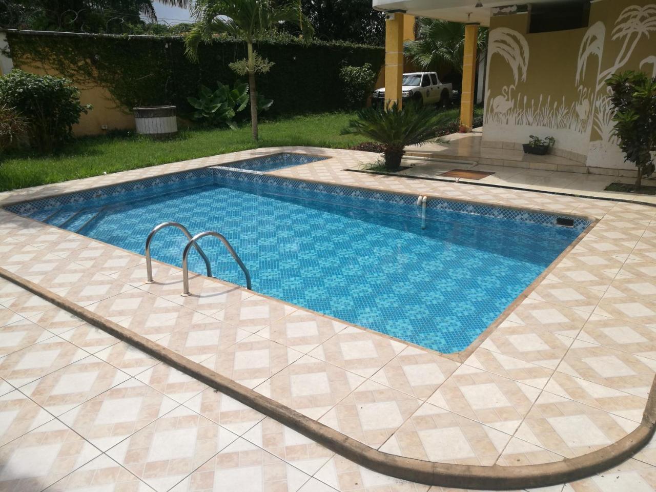 Dorado Hotel Cobija Ngoại thất bức ảnh