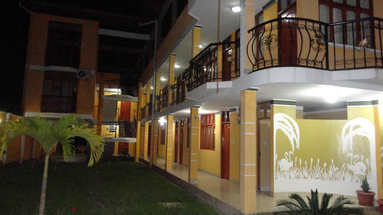 Dorado Hotel Cobija Ngoại thất bức ảnh
